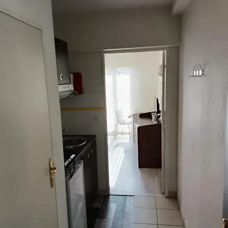 Zenitude - Avec Balcon En Hoteliere Béziers